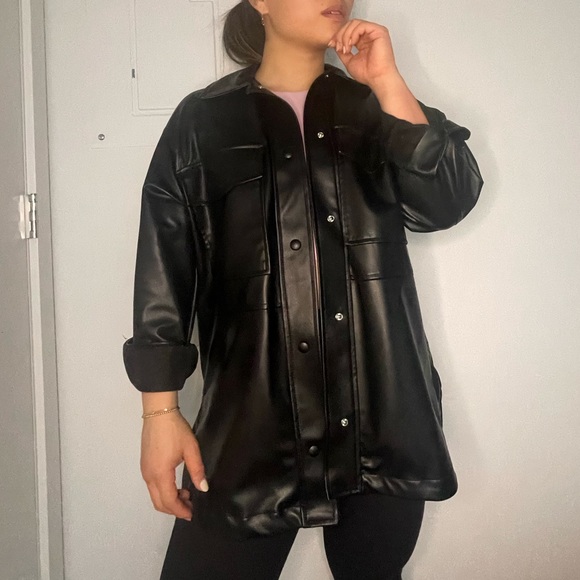 Vegan leather shacket - Picture 1 of 9